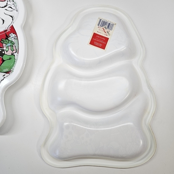 NEW VINTAGE Christmas Santa Claus Divided Serving Snack Tray Set of 3 - Picture 3 of 5